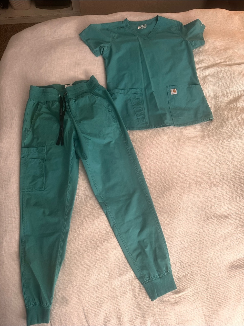 Carhartt womenโs Teal Green Drawstring Cargo Scrubs